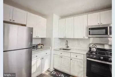 7975 Riggs Rd Road #4, Hyattsville, MD 20783 - Photo 20