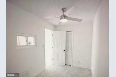 7975 Riggs Rd Road #4, Hyattsville, MD 20783 - Photo 2