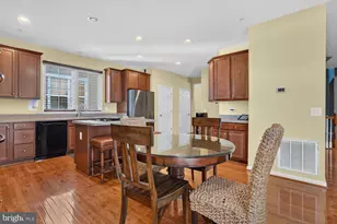 2317 St Josephs Dr, Bowie, MD 20721 - Photo 12