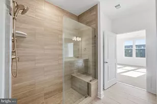 125 Kinsale Pl, National Harbor, MD 20745 - Photo 14