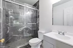 7902 Claudia Dr, Oxon Hill, MD 20745 - Photo 20
