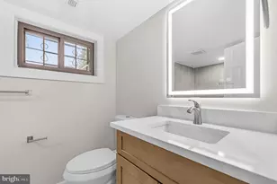 303 67th Pl, Capitol Heights, MD 20743 - Photo 32