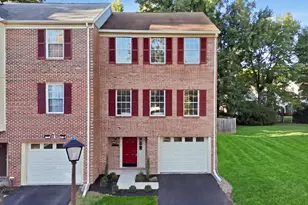 4701 Colonel Ashton Pl, Upper Marlboro, MD 20772 - Photo 2