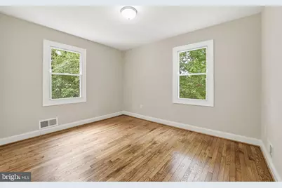 4915 Sharon Road, Temple Hills, MD 20748 - Photo 18