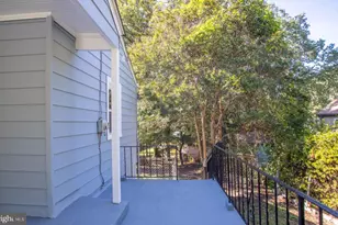 1602 Kindlewood St, Hyattsville, MD 20785 - Photo 2
