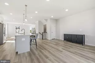1042 Highpoint Trl, Laurel, MD 20707 - Photo 10