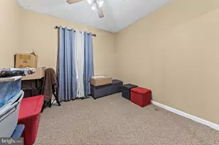 3728 Silver Park Ct, Suitland, MD 20746 - Photo 18