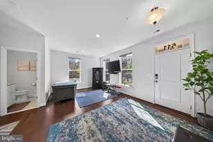 511 Triggerfish Dr, Oxon Hill, MD 20745 - Photo 4