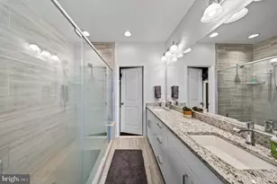 511 Triggerfish Dr, Oxon Hill, MD 20745 - Photo 36