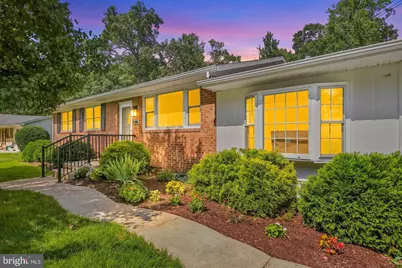 8618 Lantern Lane, Clinton, MD 20735 - Photo 2
