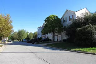 2501 Markham Ln, Landover, MD 20785 - Photo 2