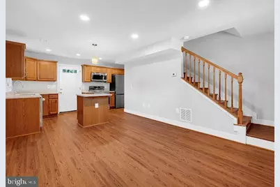 720 Cabin Branch Drive, Capitol Heights, MD 20743 - Photo 4
