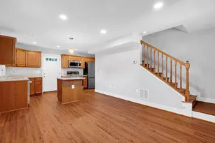 720 Cabin Branch Dr, Capitol Heights, MD 20743 - Photo 4