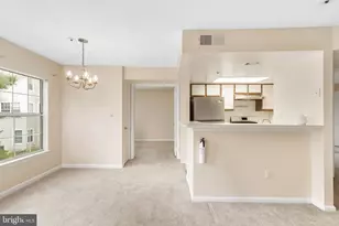14041 Vista Dr, Laurel, MD 20707 - Photo 8
