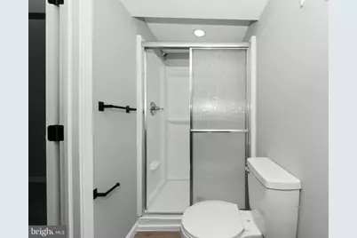 2416 Lake Avenue, Landover, MD 20785 - Photo 8
