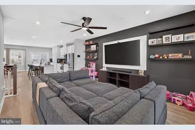 16108 Meadow Glenn Drive, Bowie, MD 20716 - Photo 10