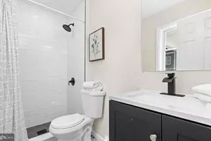 12200 Rockledge Dr, Bowie, MD 20715 - Photo 10