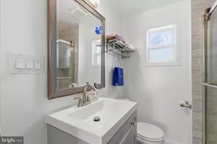 4318 Lawrence St, Brentwood, MD 20722 - Photo 20