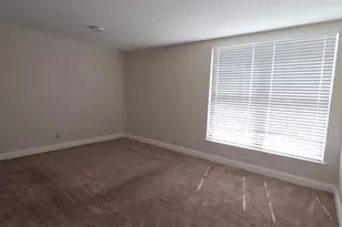 3329 Huntley Sq Dr, Temple Hills, MD 20748 - Photo 22