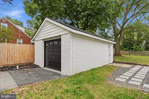 4201 Skyline Dr, Suitland, MD 20746 - Photo 38