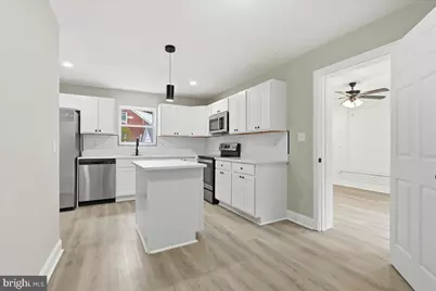 4201 Skyline Drive, Suitland, MD 20746 - Photo 10
