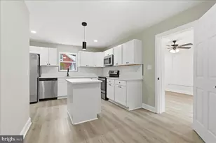 4201 Skyline Dr, Suitland, MD 20746 - Photo 10
