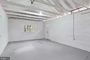 4201 Skyline Dr, Suitland, MD 20746 - Photo 40