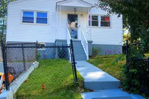 936 Clovis Ave, Capitol Heights, MD 20743 - Photo 2