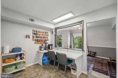 6946 Hanover Parkway #201, Greenbelt, MD 20770 - Photo 12