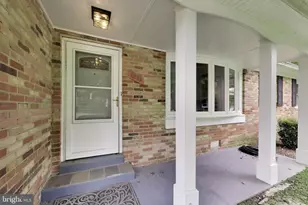 6205 Edward Dr, Clinton, MD 20735 - Photo 2