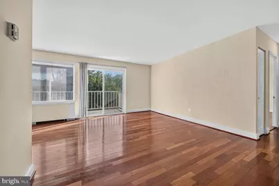 5601 Parker House Terrace #419, Hyattsville, MD 20782 - Photo 8