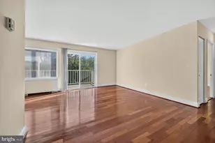 5601 Parker House Terrace, Hyattsville, MD 20782 - Photo 8