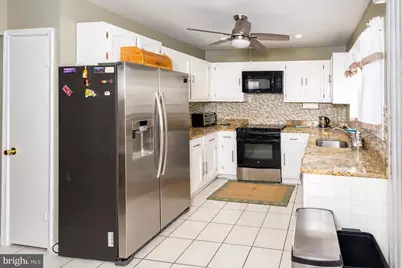 9701 Cedarhollow Lane, Upper Marlboro, MD 20774 - Photo 4