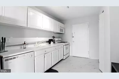 6100 Westchester Park Drive #1216, College Park, MD 20740 - Photo 4