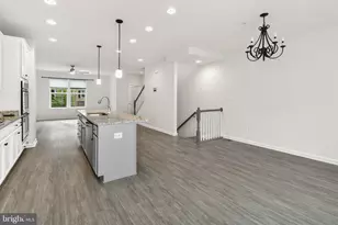2914 Pinebrook, Landover, MD 20785 - Photo 8