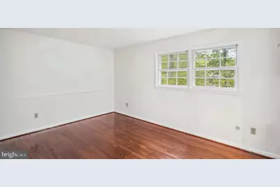 2406 Mistletoe, Adelphi, MD 20783 - Photo 4