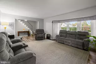 12703 Blossom Ln, Bowie, MD 20715 - Photo 10