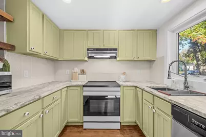 5809 Quintana Street, Riverdale, MD 20737 - Photo 12