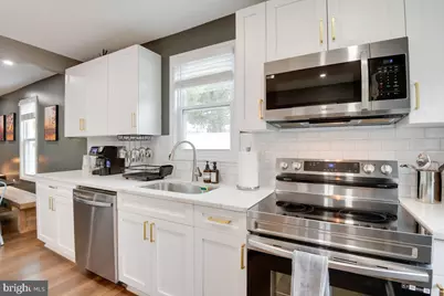 6604 Oak Street, Cheverly, MD 20785 - Photo 2