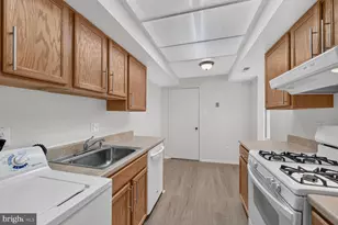 10251 Prince Pl, Upper Marlboro, MD 20774 - Photo 10