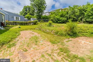 5014 N Englewood Dr, Capitol Heights, MD 20743 - Photo 4