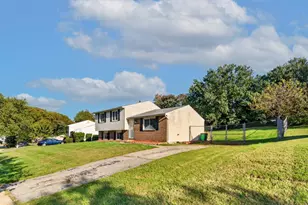 6601 Killarney St, Clinton, MD 20735 - Photo 2