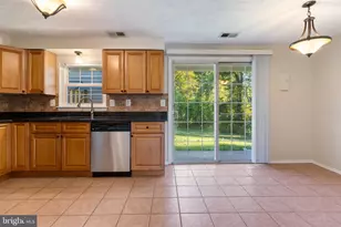 14539 Marlborough Cir, Upper Marlboro, MD 20772 - Photo 8