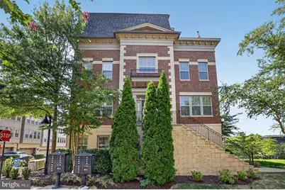 510 Overlook Park Drive #32, Oxon Hill, MD 20745 - Photo 1