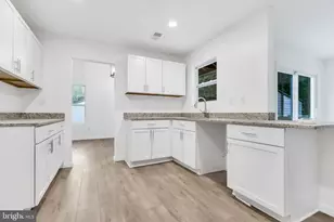 8715 Baskerville Pl, Upper Marlboro, MD 20772 - Photo 10