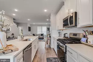 3010 Pinebrook Rd, Landover, MD 20785 - Photo 8
