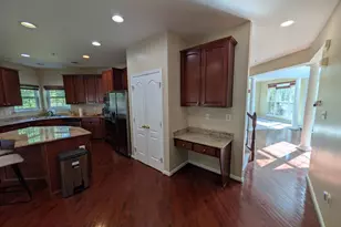 10214 Rolling Green Way, Fort Washington, MD 20744 - Photo 8