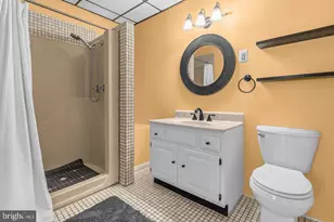 3807 Winchester Ln, Bowie, MD 20715 - Photo 20