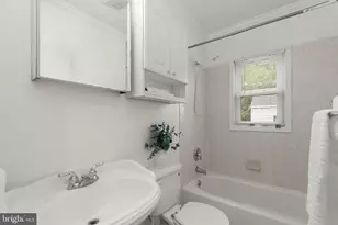 4810 Delaware St, College Park, MD 20740 - Photo 12