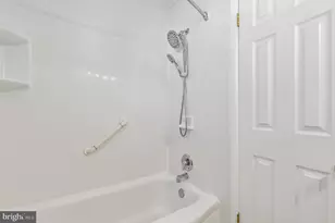 2512 Avalon Pl, Hyattsville, MD 20783 - Photo 16